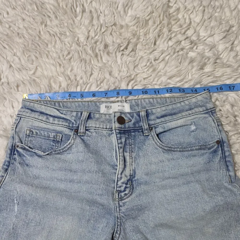 Buckle Billie Cropped Wide Leg Stretch Jeans Size 30